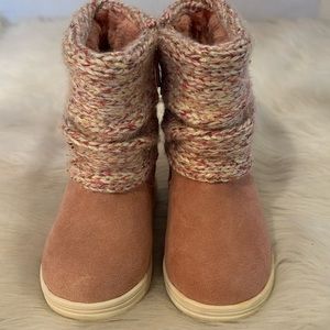 Faux Suede and Sweater Pink Boots